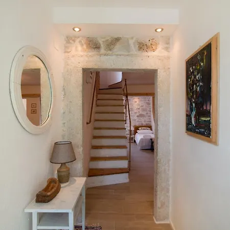 Ancient House In Modern Style, Sansir * Mirca (Brac)