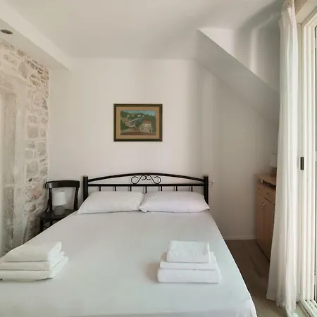 Ancient House In Modern Style, Sansir * Mirce